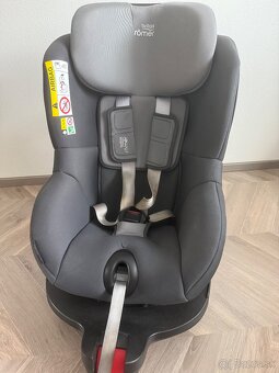 Britax romer dualfix i size - 9