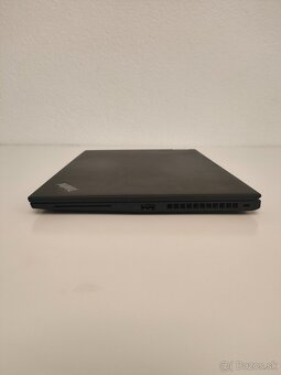 ThinkPad T14s Gen 3 | i5 • 8GB • 256GB SSD - 9