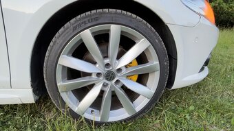 Predám Volkswagen Passat CC 2.0 TDI 2011 - 9