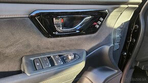 Subaru Forester 2.0i CVT Touring - 9
