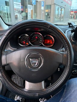 Predám Daciu Sandero 1.2 16V 55kw - 9