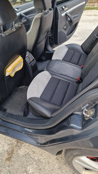 Škoda octavia combi 2 RS 2.0 TDI DSG - 9
