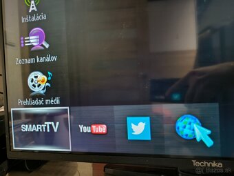 LED TV 80 / 82 cm Technika SM32-240-AW15B - 9