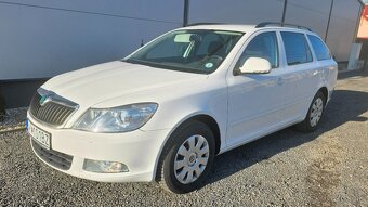 Skoda Octavia  1.6 TDi Combi - 9