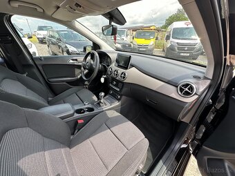 Mercedes-Benz B trieda 180 - 9