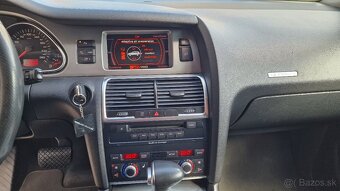 Audi Q7 3.0tdi quattro S-line - 9