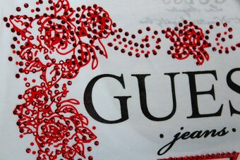 Dámske tričko Guess - 9