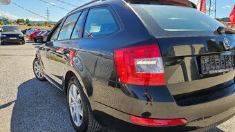 Škoda Octavia Combi 2.0 TDI Ambition - 9