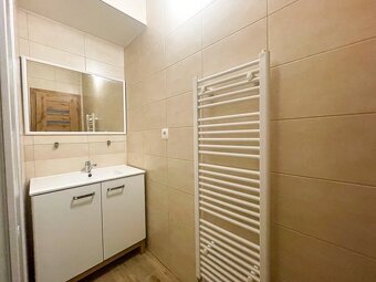 Dvojizbový byt s balkónom na prenájom, Vráble - 9