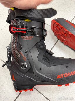 Atomic backland carbon - 9