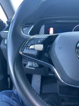 Škoda Octavia Combi 2.0TDI DSG, MATTRIX, Canton, Virtual - 9