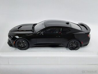1:18 - Chevrolet Camaro ZL1 (2017) - AUTOart - 1:18 - 9