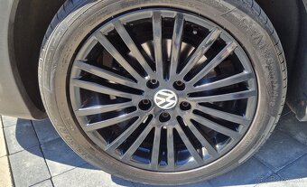 Volkswagen touran cross 2.0 tdi BMM r17 - 9