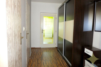 Veľkometrážny 3 izbový byt s balkónom po čiastočnej rekonštr - 9