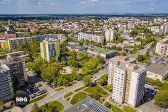 SRG | Priestranný byt s 2 balkónmi a špajzou | Nábrežná - 9