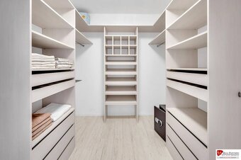 Predaj, Luxusný 4 izbový byt, 180 m2 + 25 m2, Condominium Re - 9