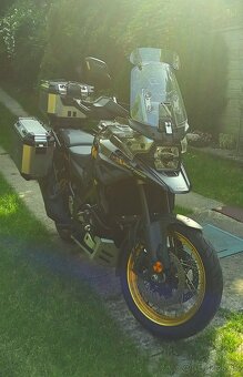 Suzuki DL 1050 XT V-Strom - 9