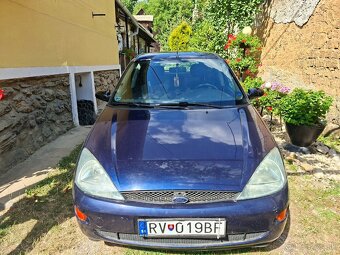 Predám Ford focus - 9