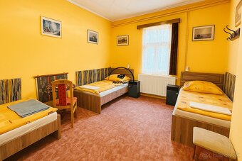 Komplex na predaj: penzión, kemping, gastro – blízko KE - 9