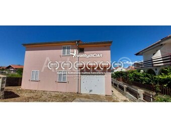 VRSI/ZUKVE - 3 bytové jednotky - 100 m od mora - 9