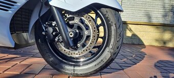 Suzuki Burgman AN400, ABS, r. 2016 - 9