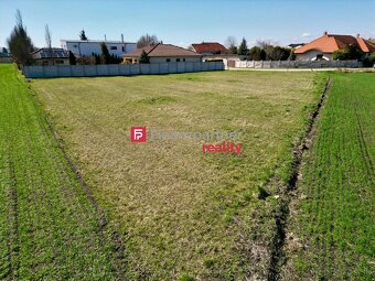 Nehnuteľnosť Kútniky - Na predaj stavebný pozemok o rozlohe  - 9