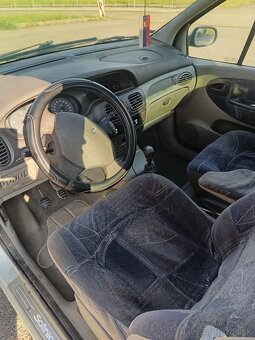 Renault Scenic - 9