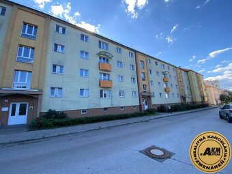 REZERVOVANÝ  3 izbový tehlový byt  Zvolen - širšie centrum - 9