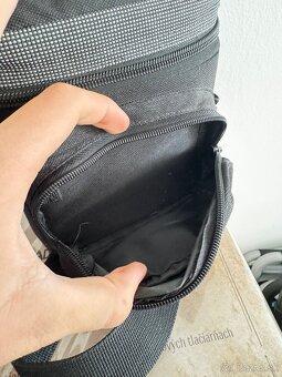 Predám tašku na fotoaparát EVG - 9