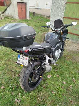 Yamaha fz1 - 9