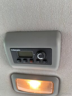 Opel Vivaro 2.5 CDTI - 9