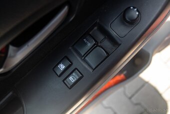Suzuki SX4 1.6 88kw 2012 - AJ NA SPLÁTKY - 9
