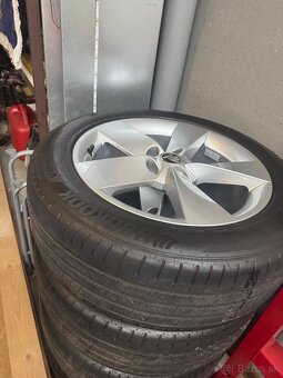 Škoda Karoq 140kw 4x4 Virtual webasto - 9