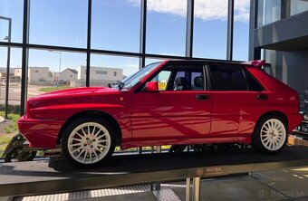 Lancia Delta HF Turbo Integrale 8V - 9