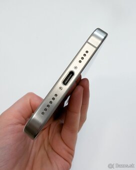 iPhone 15 Pro Max 256 GB - 9