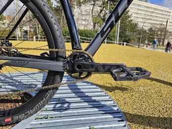ultra lahky Scott scale RC 900 sl 8.3kg s pedalmi - 9