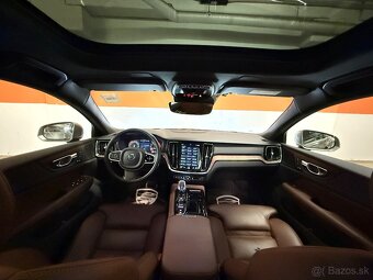 Volvo V60 T8 RRECHARGE Inscription eAWD A/T 288kW - 9