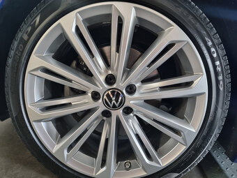 Stredové krytky pukličky VW 3D Nový model 5H0601171 - 9