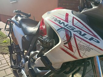 Honda transalp 700 - 9