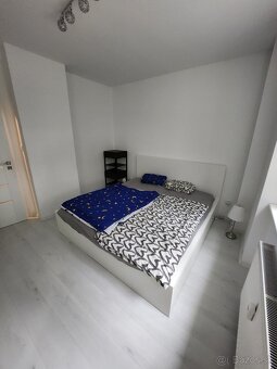 Veľký 1 izbový byt BA-Rača 800€/mes vrátane energií - 9