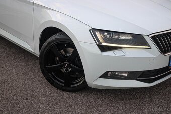 Škoda Superb Combi 2.0 TDI 190k Style DSG EU6 - 9