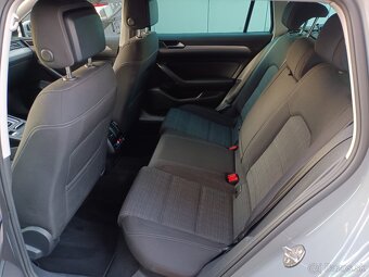 VW Passat B8 Variant 2.0TDI 110kW DSG - záruka Autodraft - 9