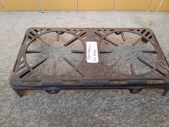 Liatinový stojan na slnečník-dáždnik. - 9