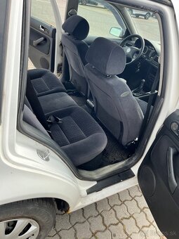 VW Golf IV 1.9 TDi 66 kW combi - 9