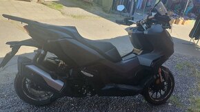 Honda ADV 350 - 9