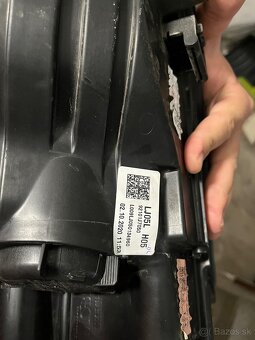 Kia Ceed Ľavý predný svetlomet H7 2018 -> hore model - 9