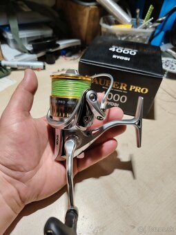 Navijak Ryobi Zauber Pro 4000 - 9