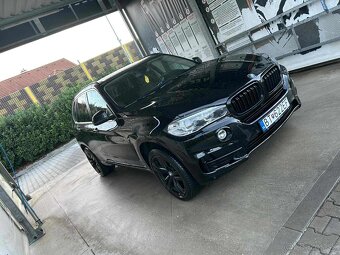Predám BMW X5 rok 2017 - 9
