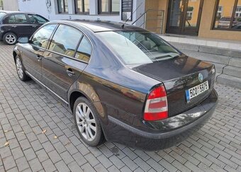 Škoda Superb 1,8 i benzín manuál 110 kw - 9
