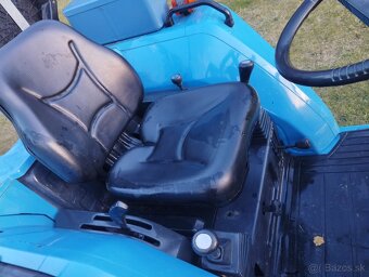 Traktor ISEKI TA230 - 9